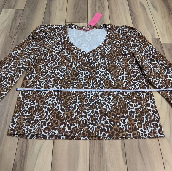 NWT! Lilly Pulitzer Jansen V-Neckline Sweatshirt Chocolate My Favorite Spot L - Picture 12 of 13